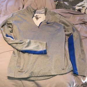 Nike quarter zip💙
